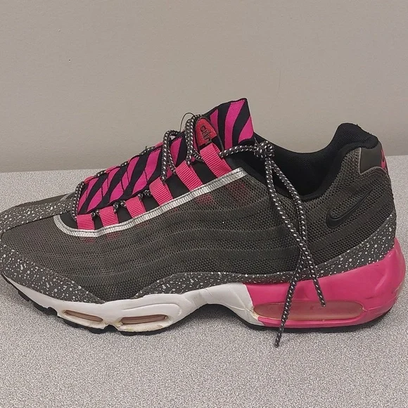 Nike Air Max Premium Tape Pink Foil Low Sneakers Mens Sz 10.5 2013 - Picture 9 of 16